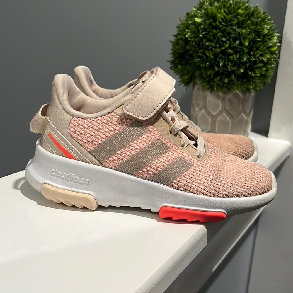 Adidas cloud foam size 11
